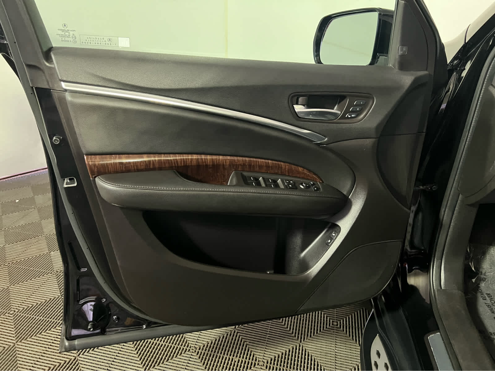 2017 Acura MDX w/Technology Pkg
