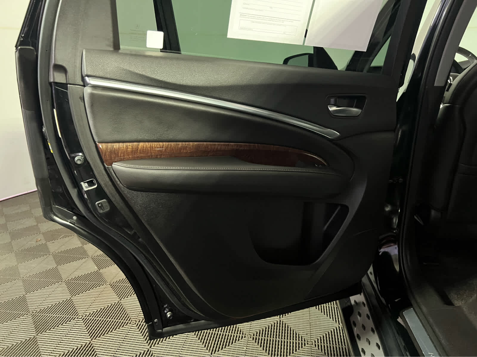 2017 Acura MDX w/Technology Pkg