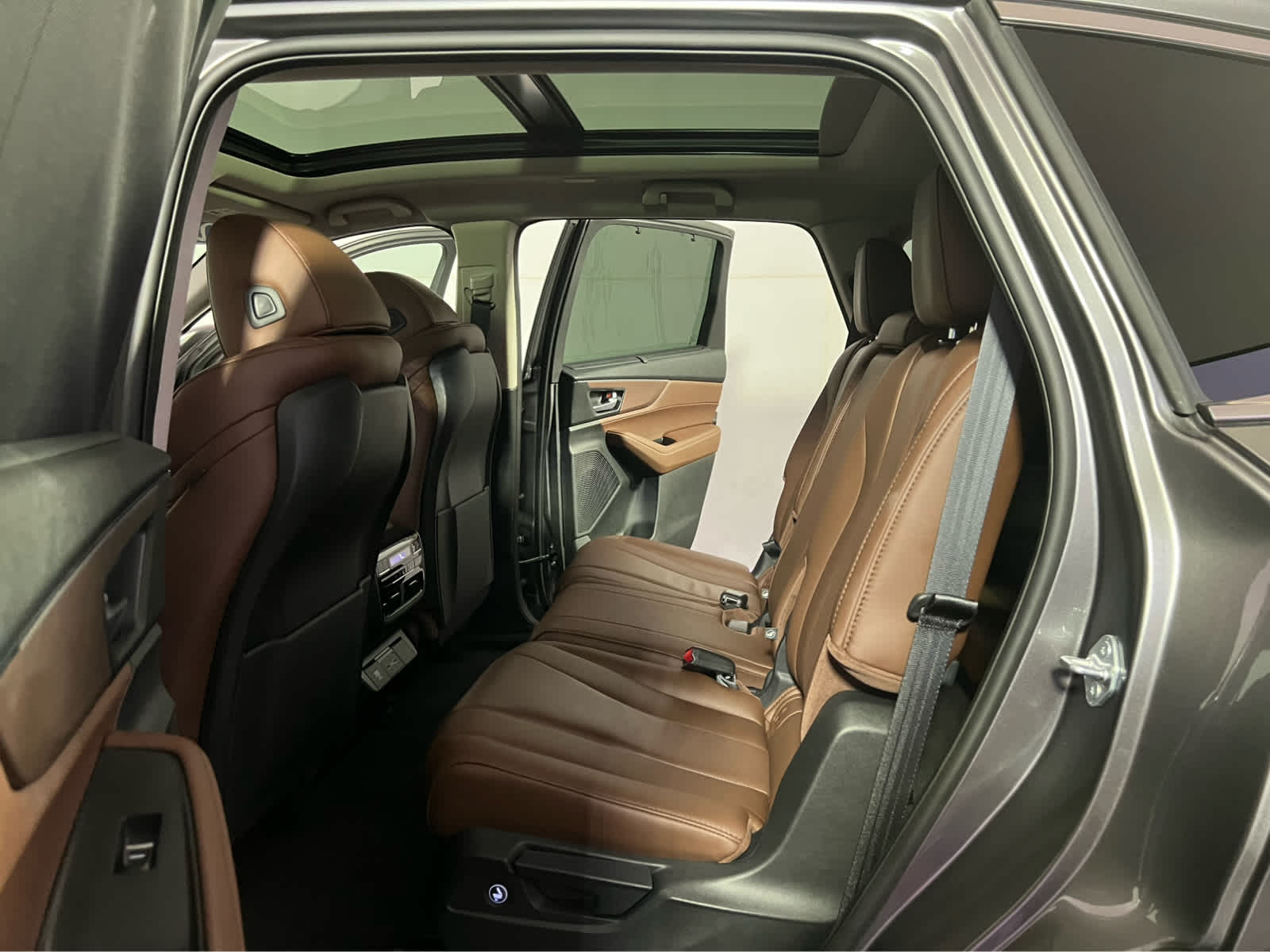 2024 Acura MDX SH-AWD TECH