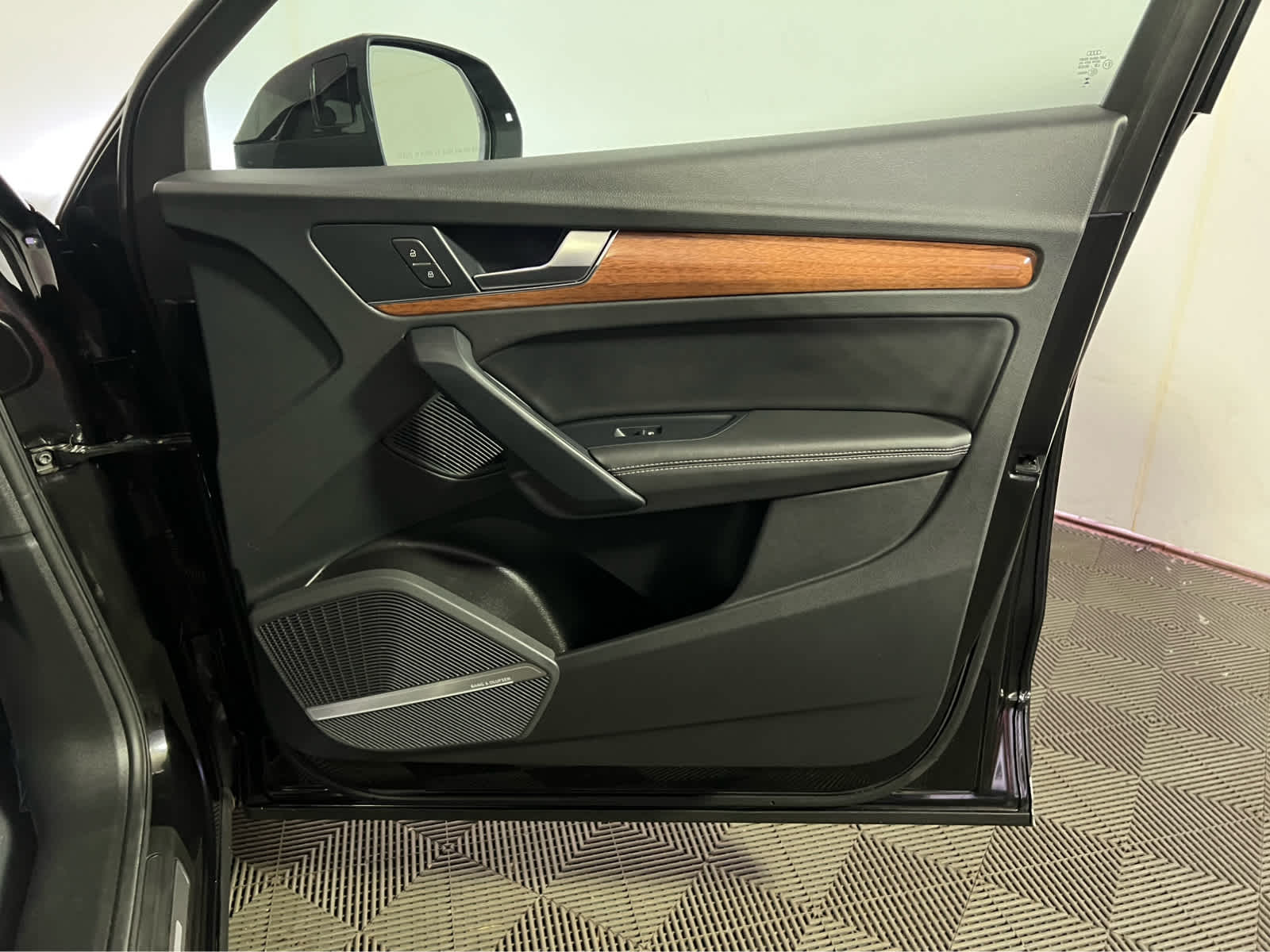 2023 Audi Q5 Premium Plus