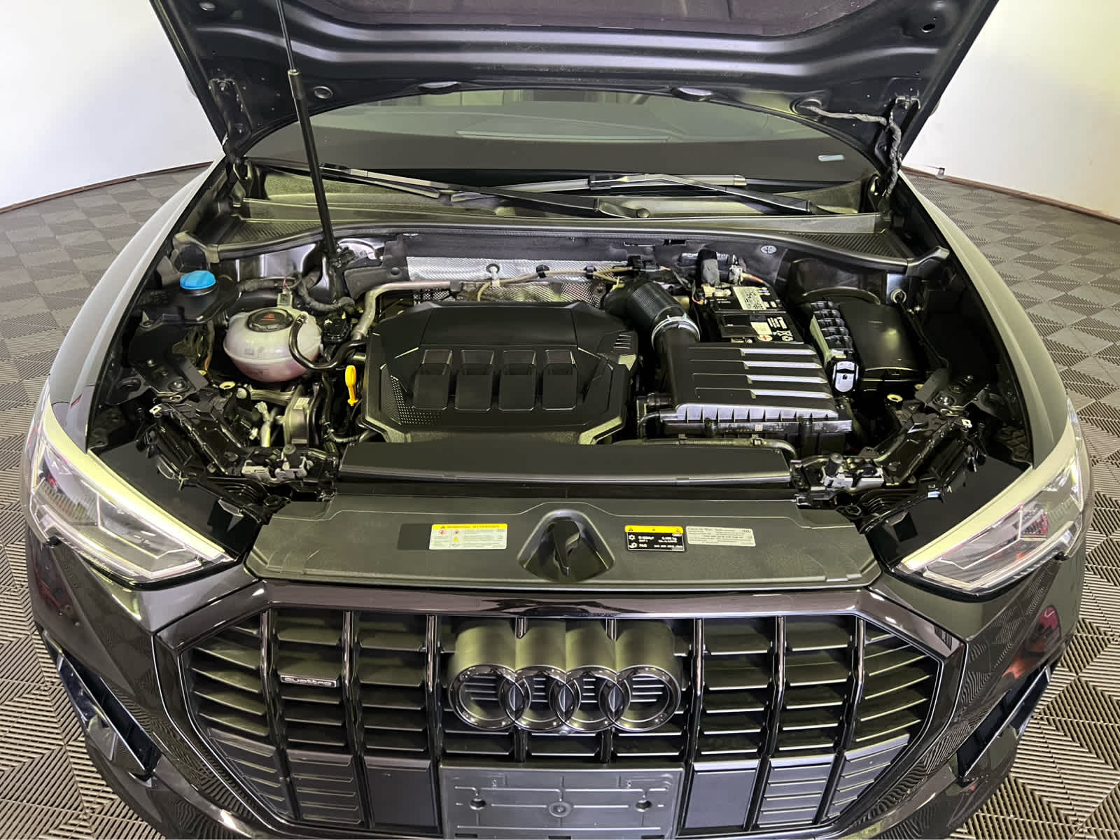 2023 Audi Q3 S line Premium Plus