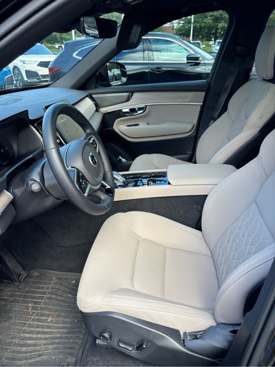 2025 Volvo XC90 Plus