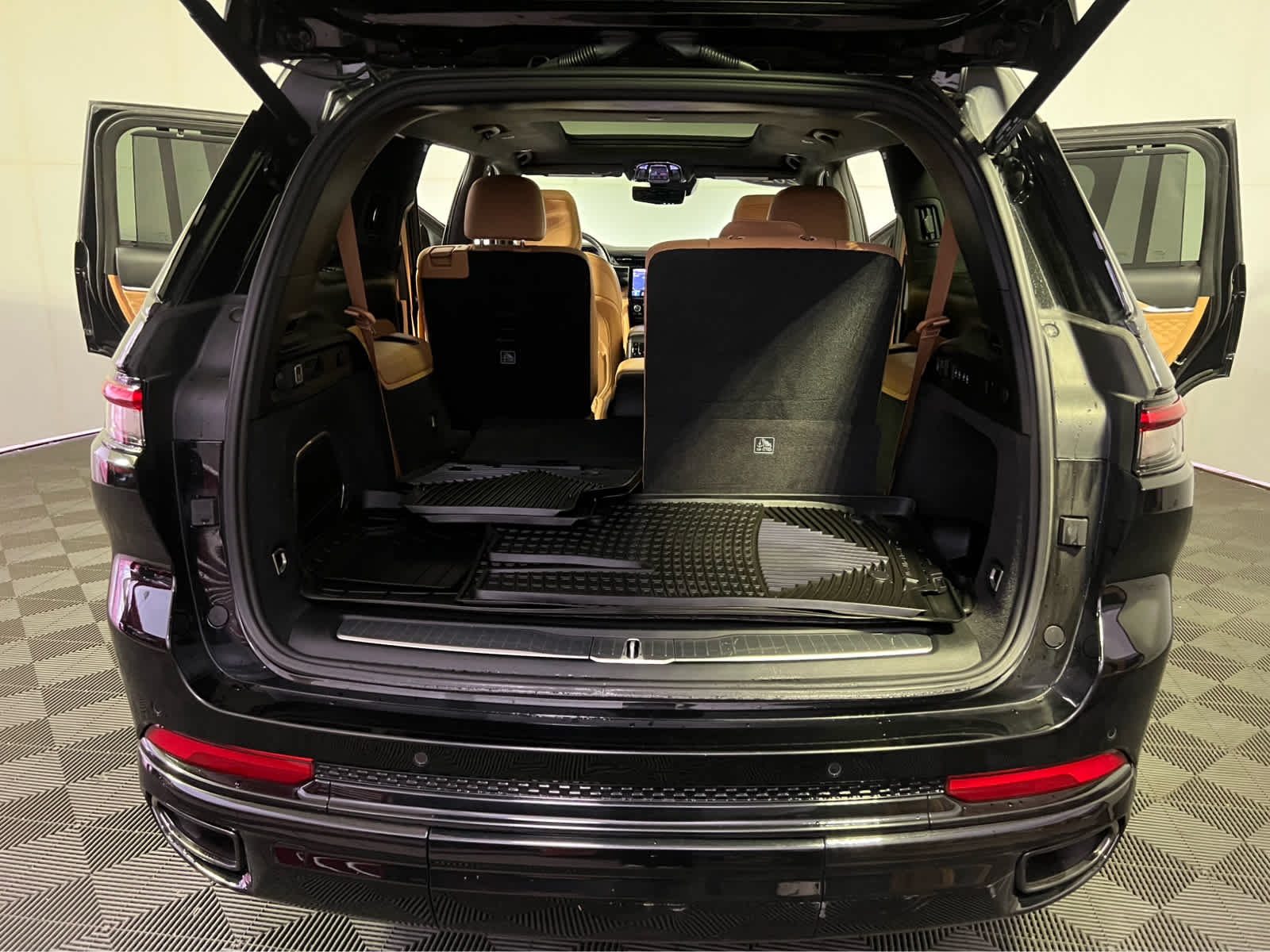 2023 Jeep Grand Cherokee L Summit Reserve