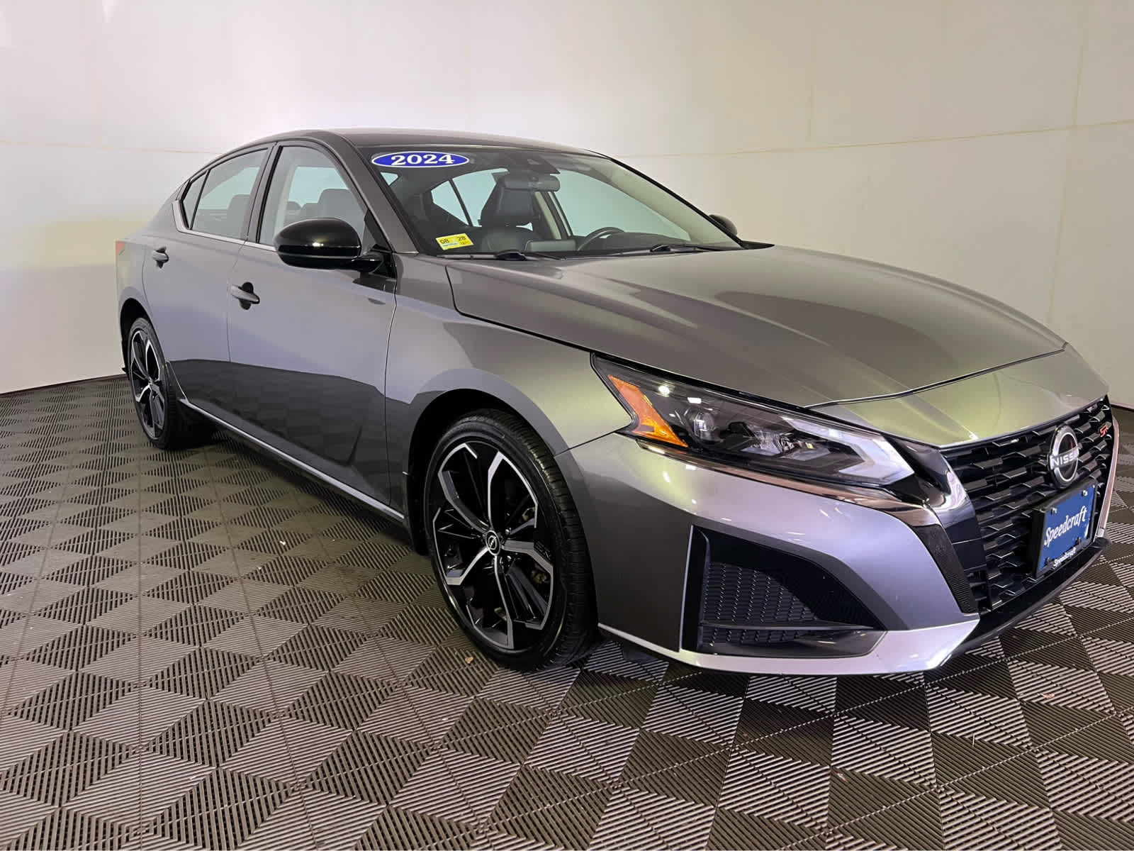 2024 Nissan Altima SR