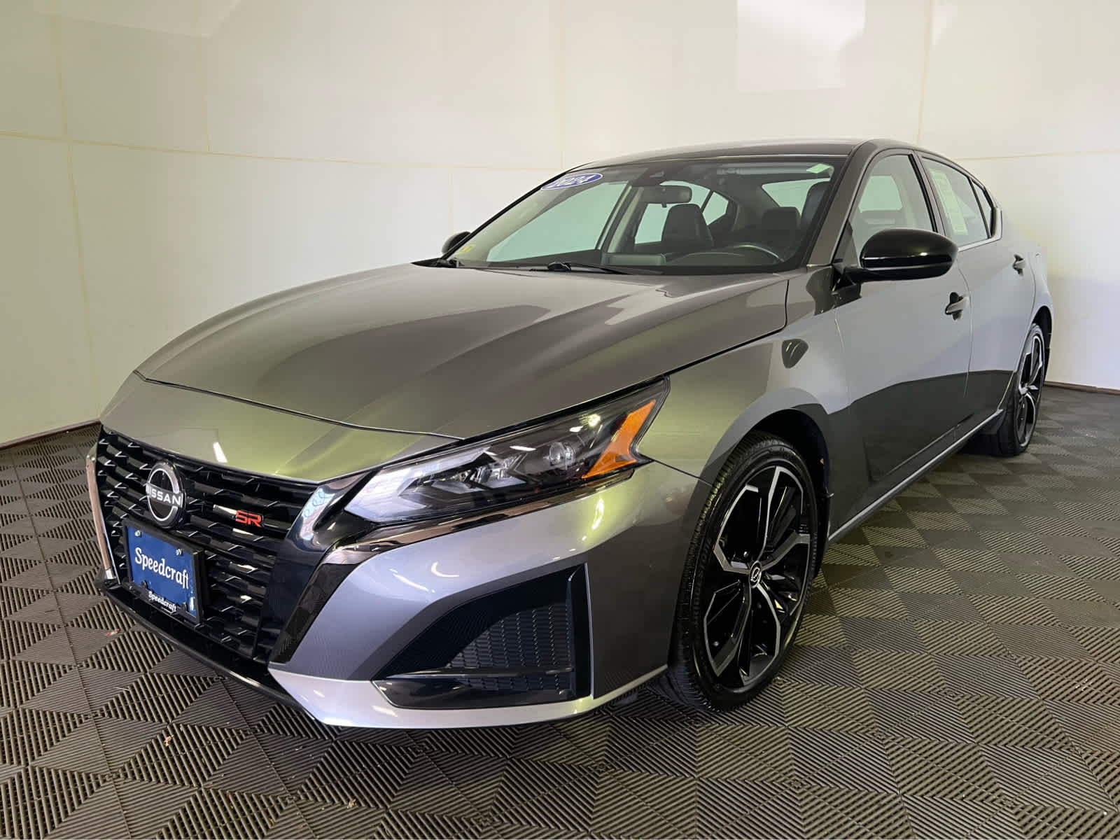 2024 Nissan Altima SR