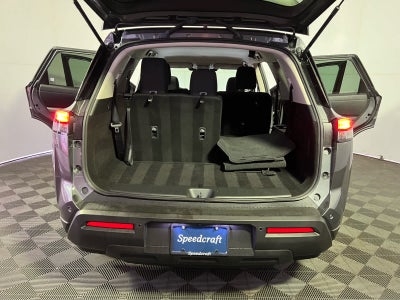 2023 Nissan Pathfinder S