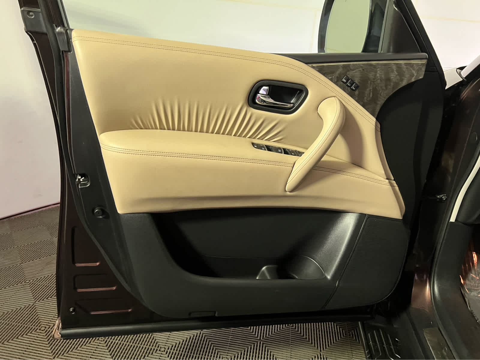 2021 Nissan Armada Platinum