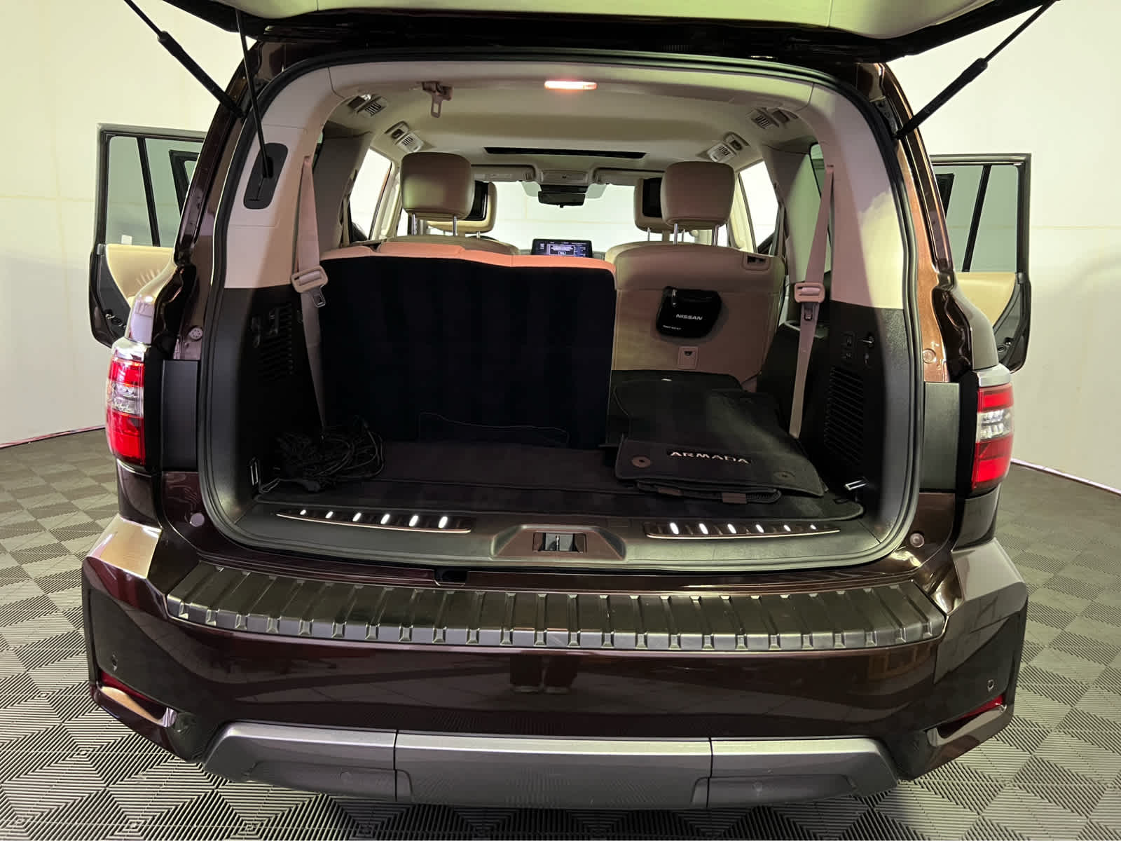 2021 Nissan Armada Platinum