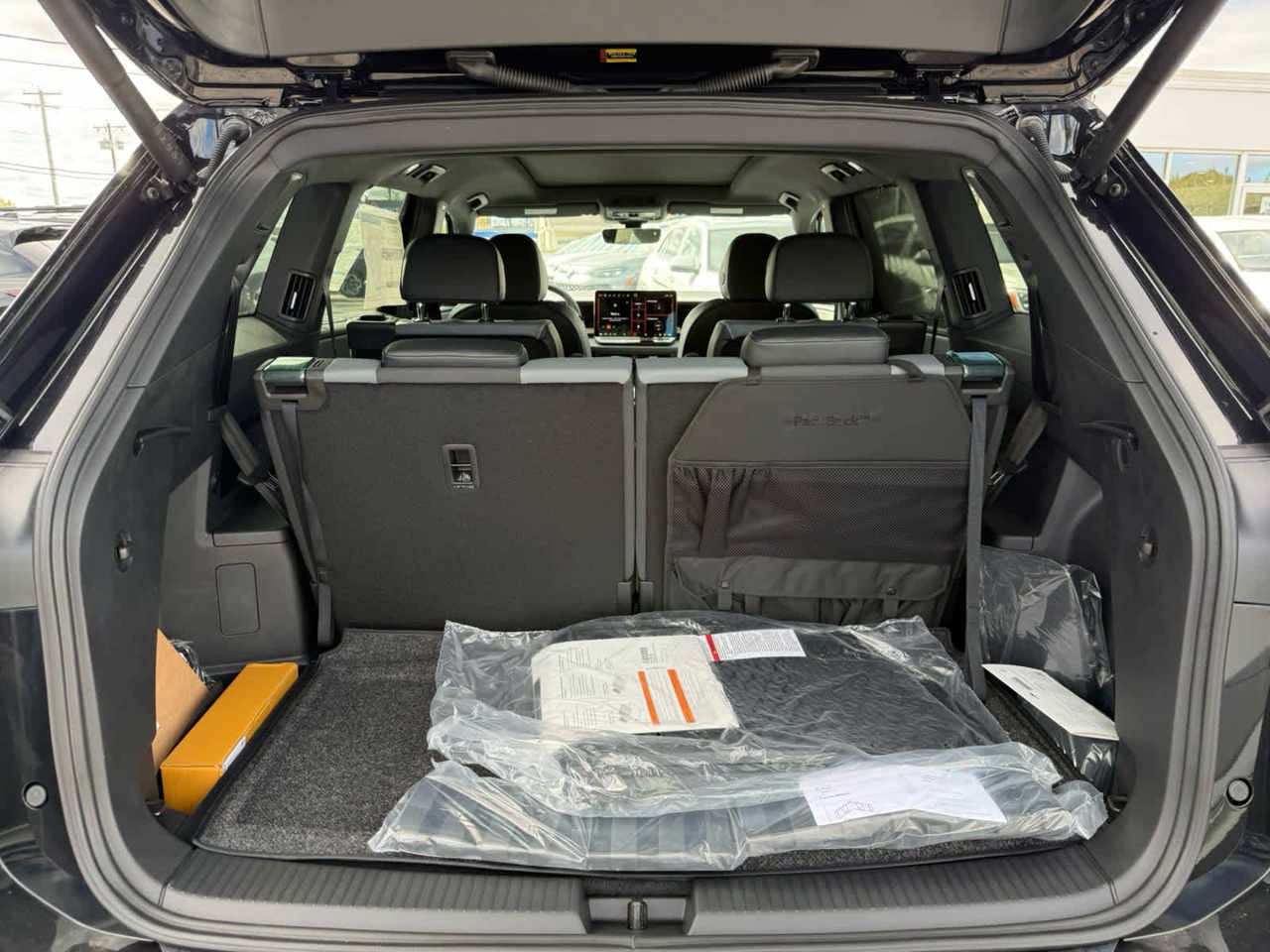 2027 Volkswagen Atlas 2.0T SEL