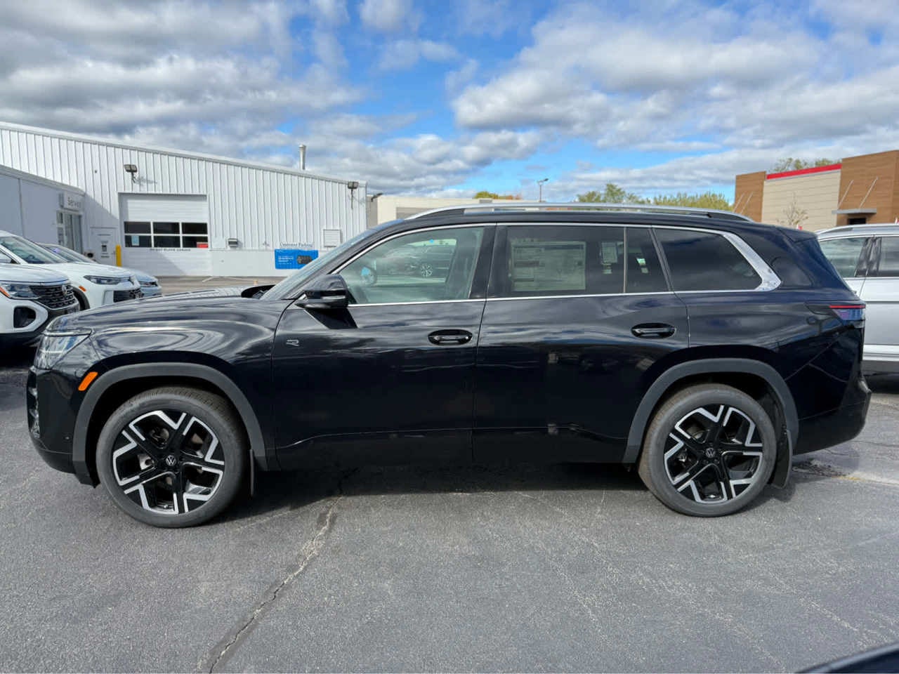 2027 Volkswagen Atlas 2.0T SEL