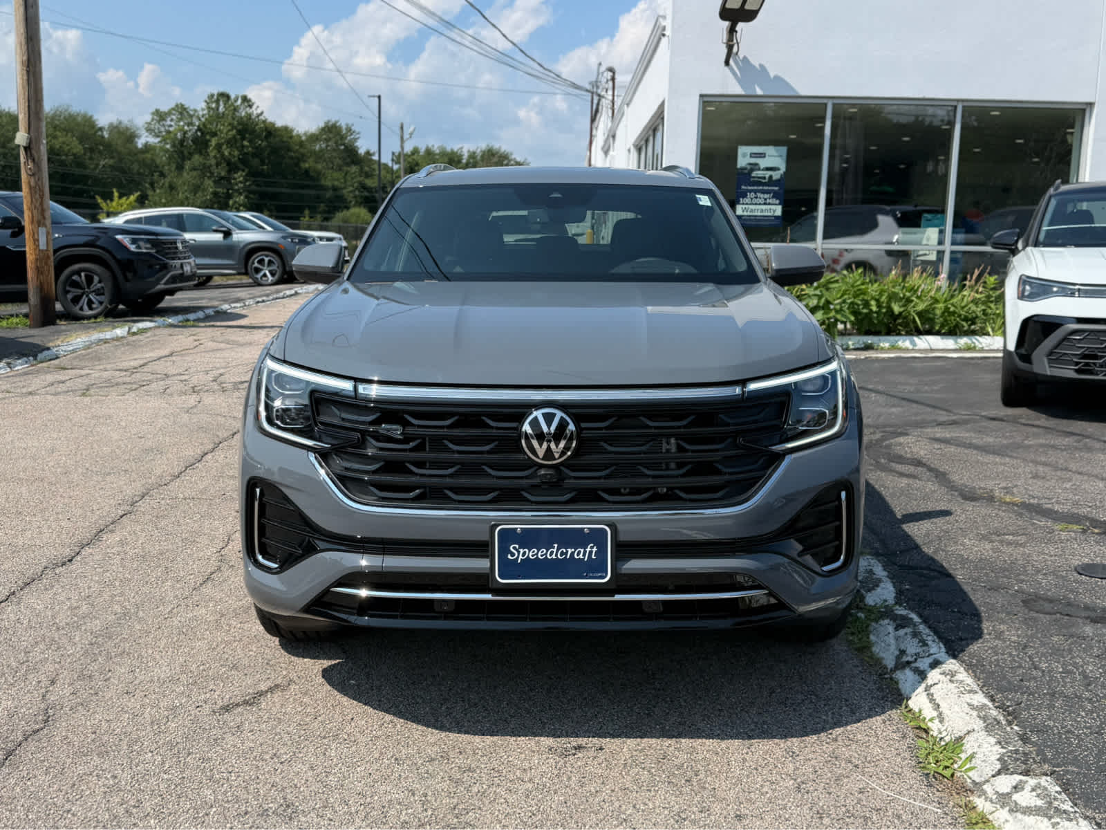 2026 Volkswagen Atlas Cross Sport 2.0T SEL Premium R-Line
