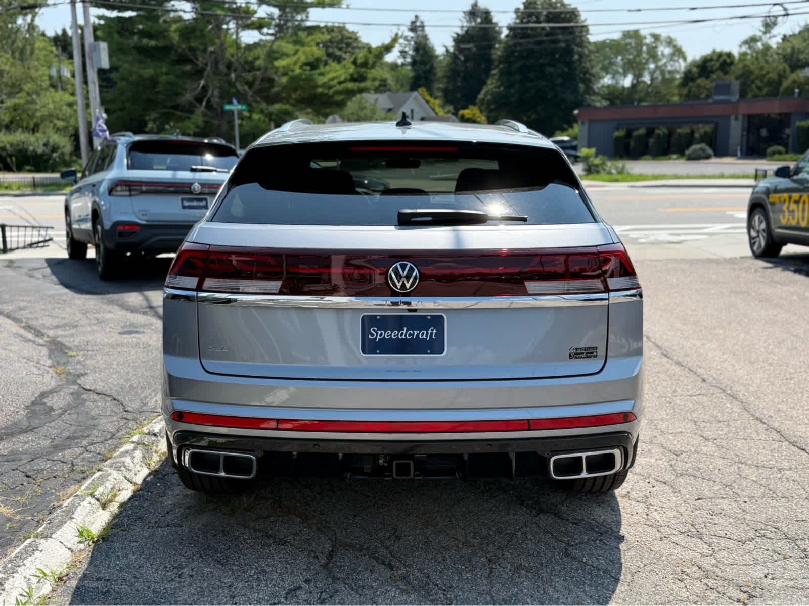 2026 Volkswagen Atlas Cross Sport 2.0T SEL Premium R-Line