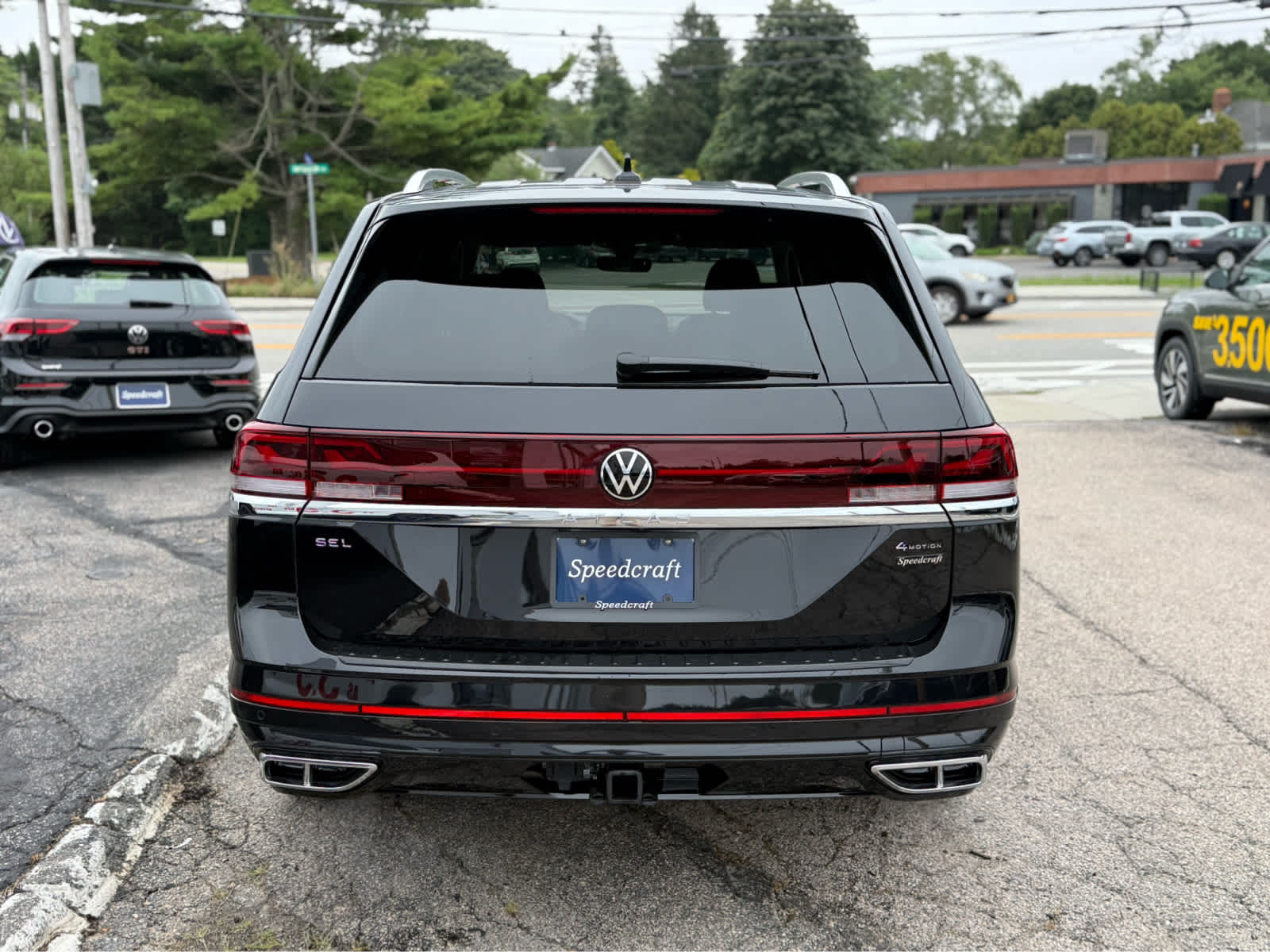 2026 Volkswagen Atlas 2.0T SEL Premium R-Line