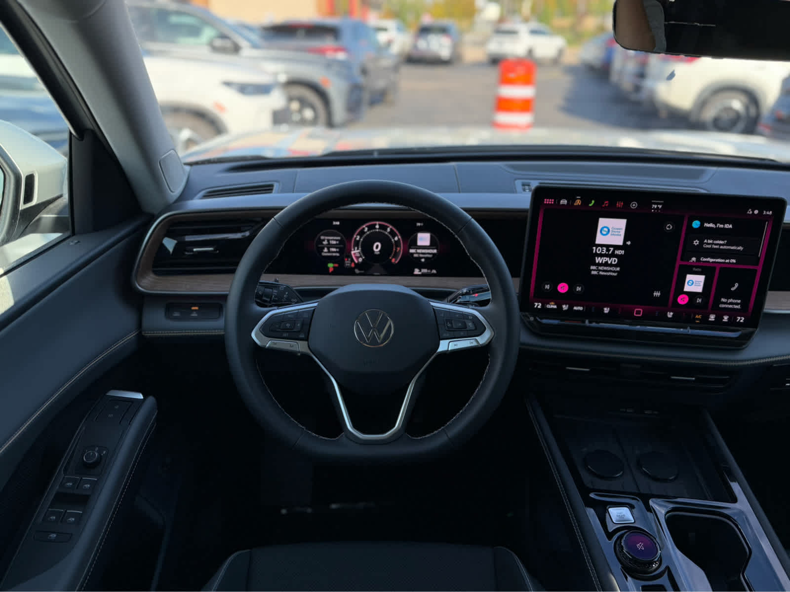 2027 Volkswagen Atlas SE w/Technology