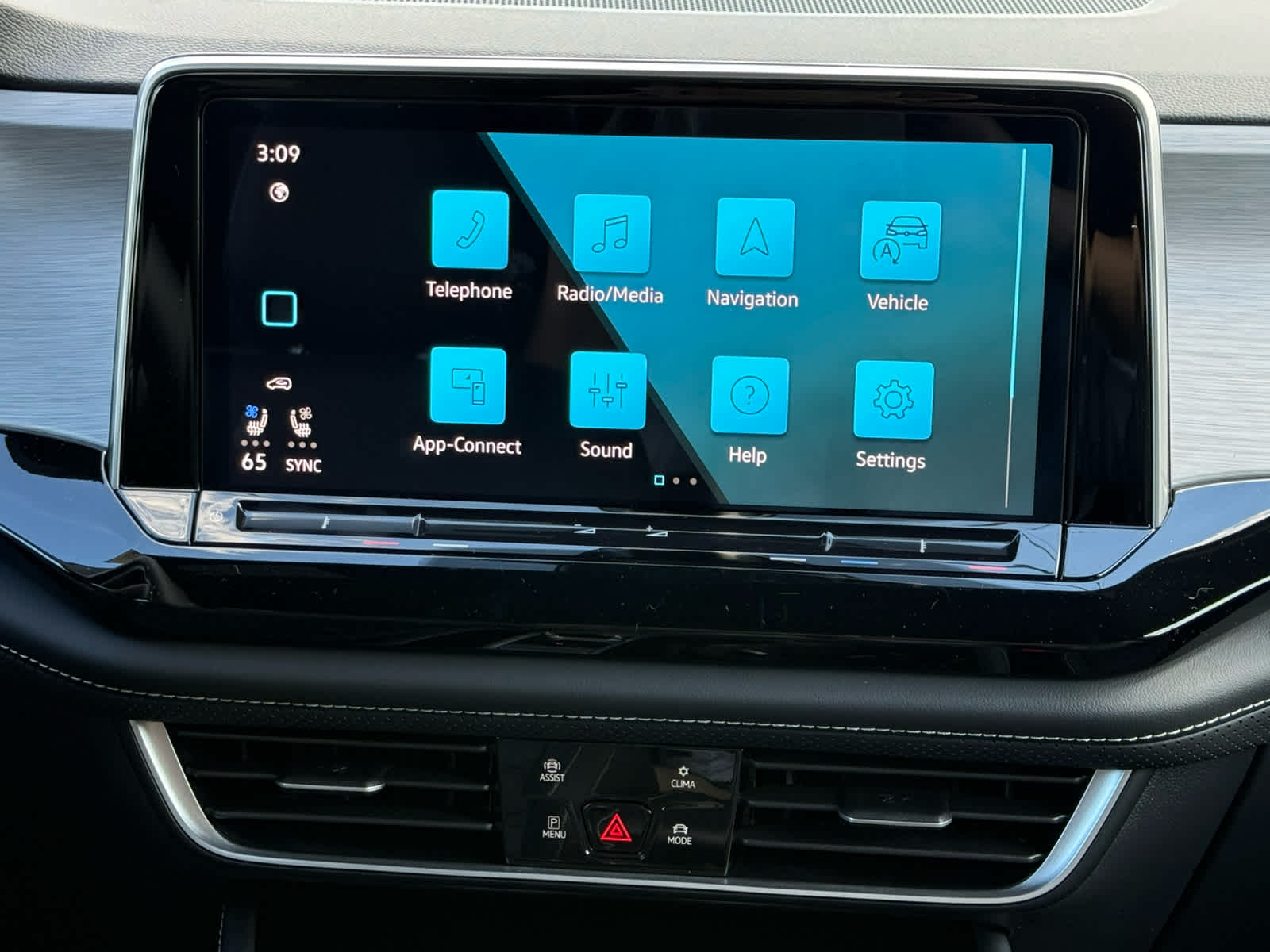 2026 Volkswagen Atlas Cross Sport 2.0T SE W/TECHNOLOGY