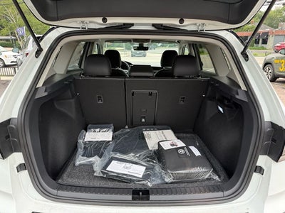 2026 Volkswagen Taos SE Black