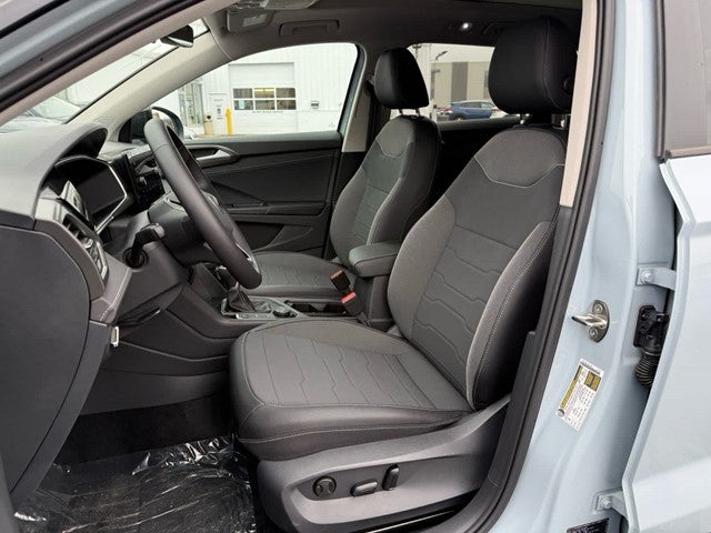 2026 Volkswagen Taos 1.5T SE Black