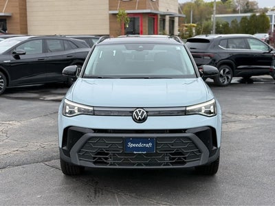 2026 Volkswagen Taos 1.5T SE Black
