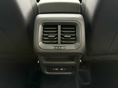 2026 Volkswagen Taos 1.5T SE Black