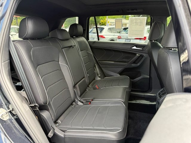 2024 Volkswagen Tiguan SEL R-Line