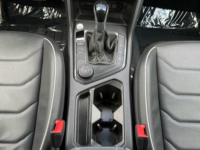 2024 Volkswagen Tiguan SEL R-Line