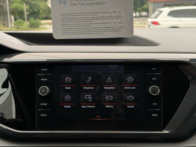 2024 Volkswagen Taos SEL