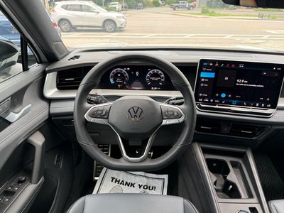 2026 Volkswagen Tiguan 2.0T SE R-Line Black