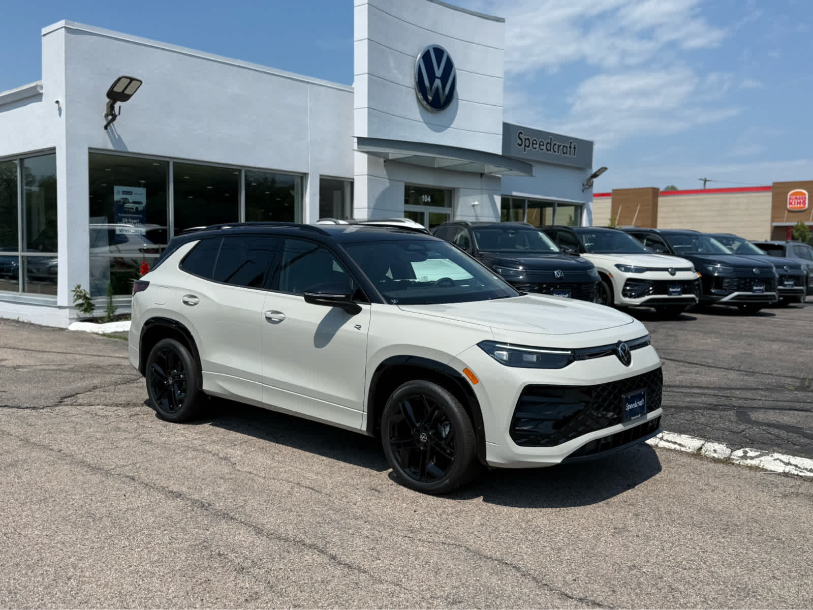 2026 Volkswagen Tiguan 2.0T SE R-Line Black