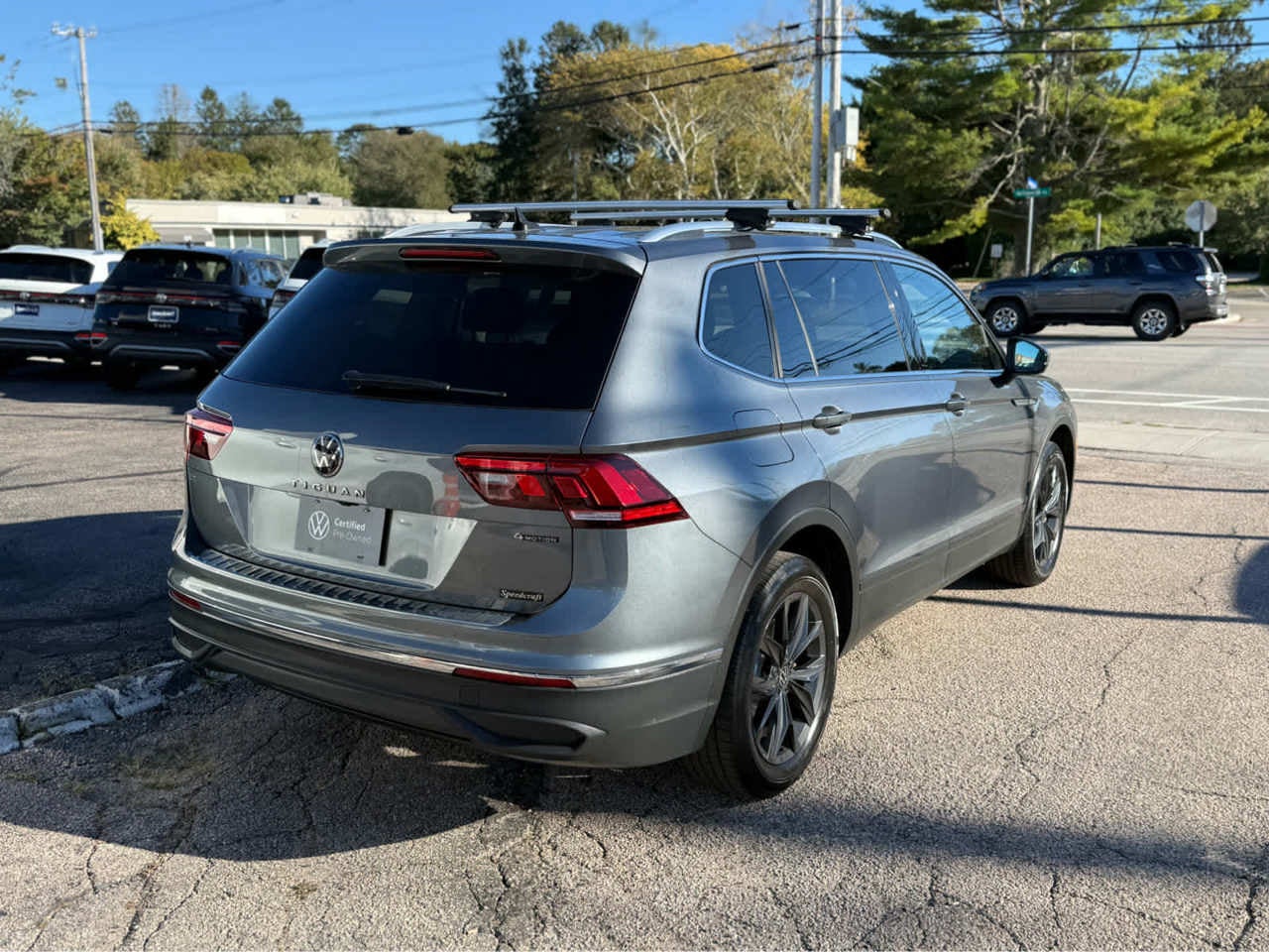 2024 Volkswagen Tiguan SE