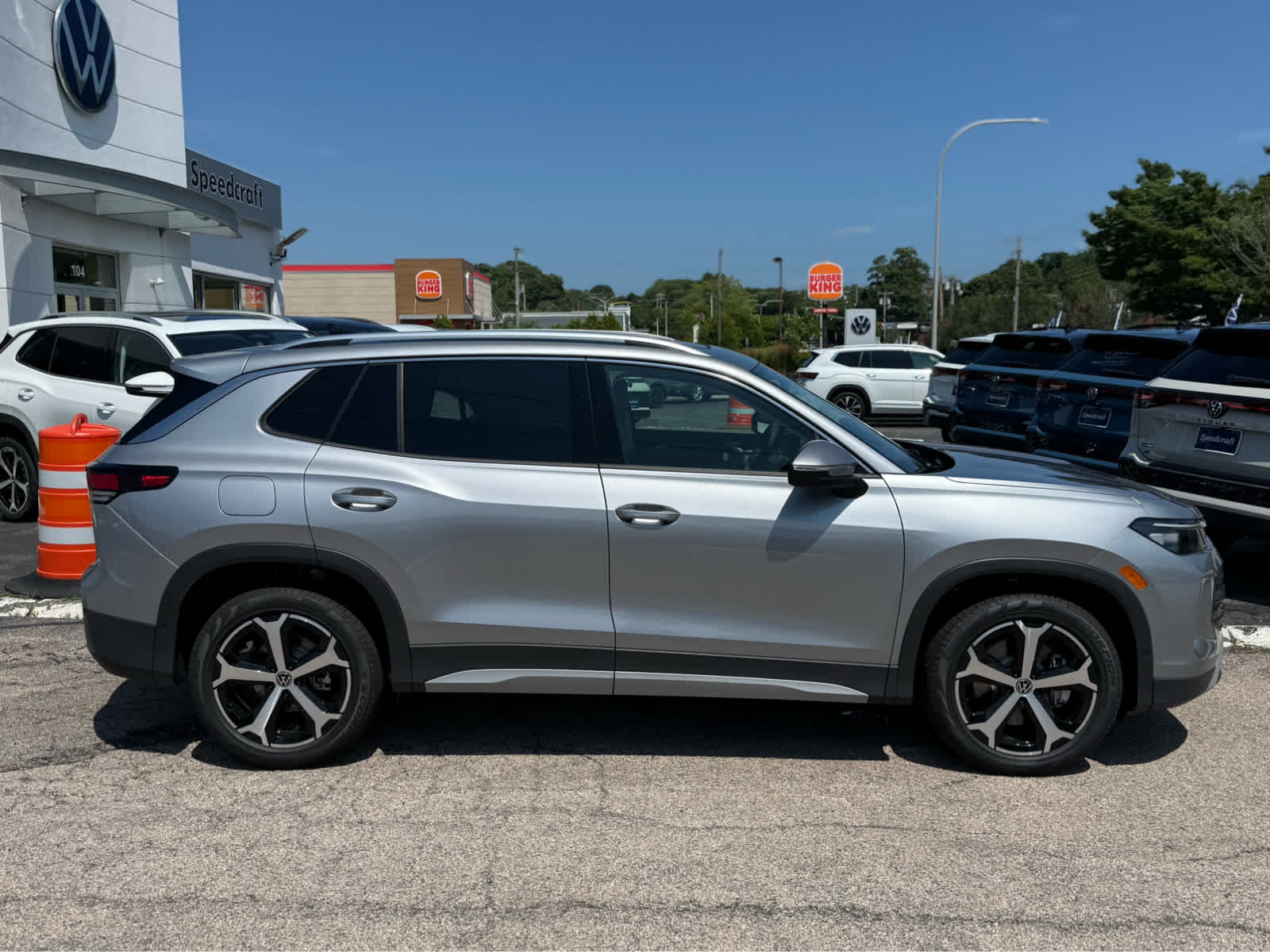 2026 Volkswagen Tiguan 2.0T SE