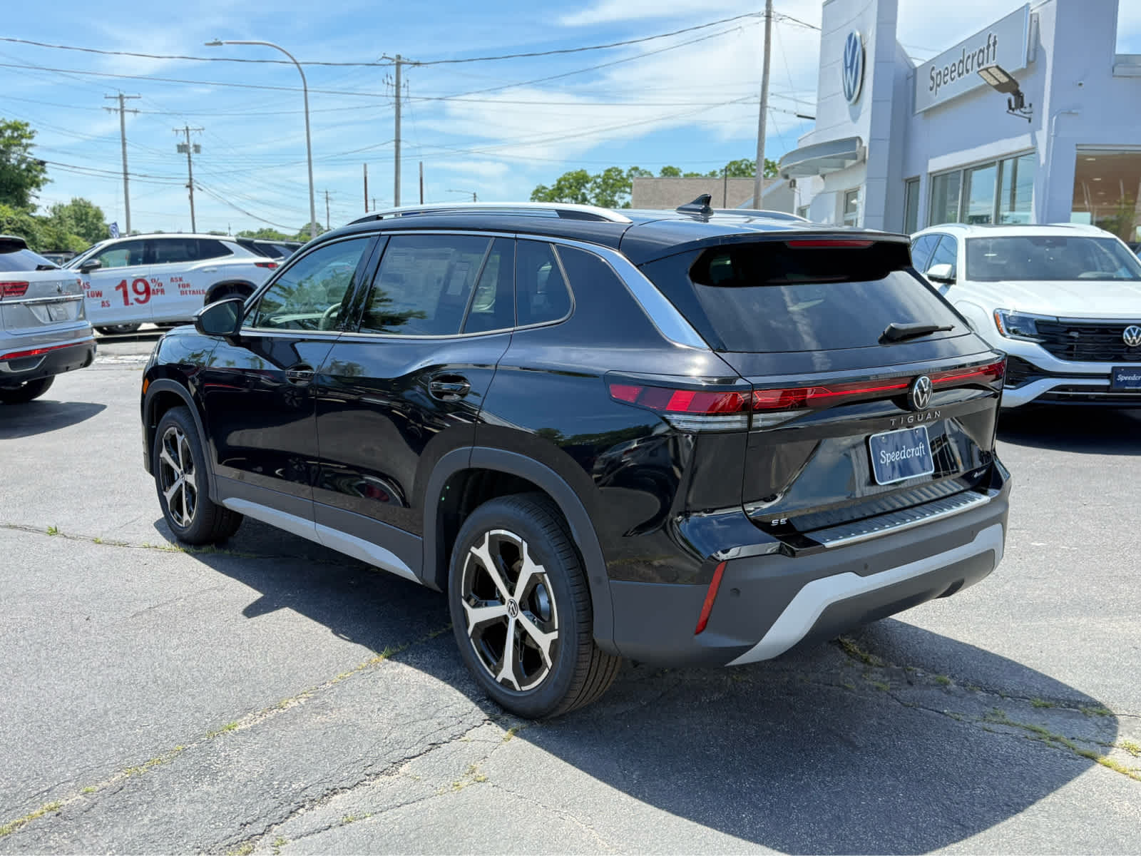 2026 Volkswagen Tiguan 2.0T SE
