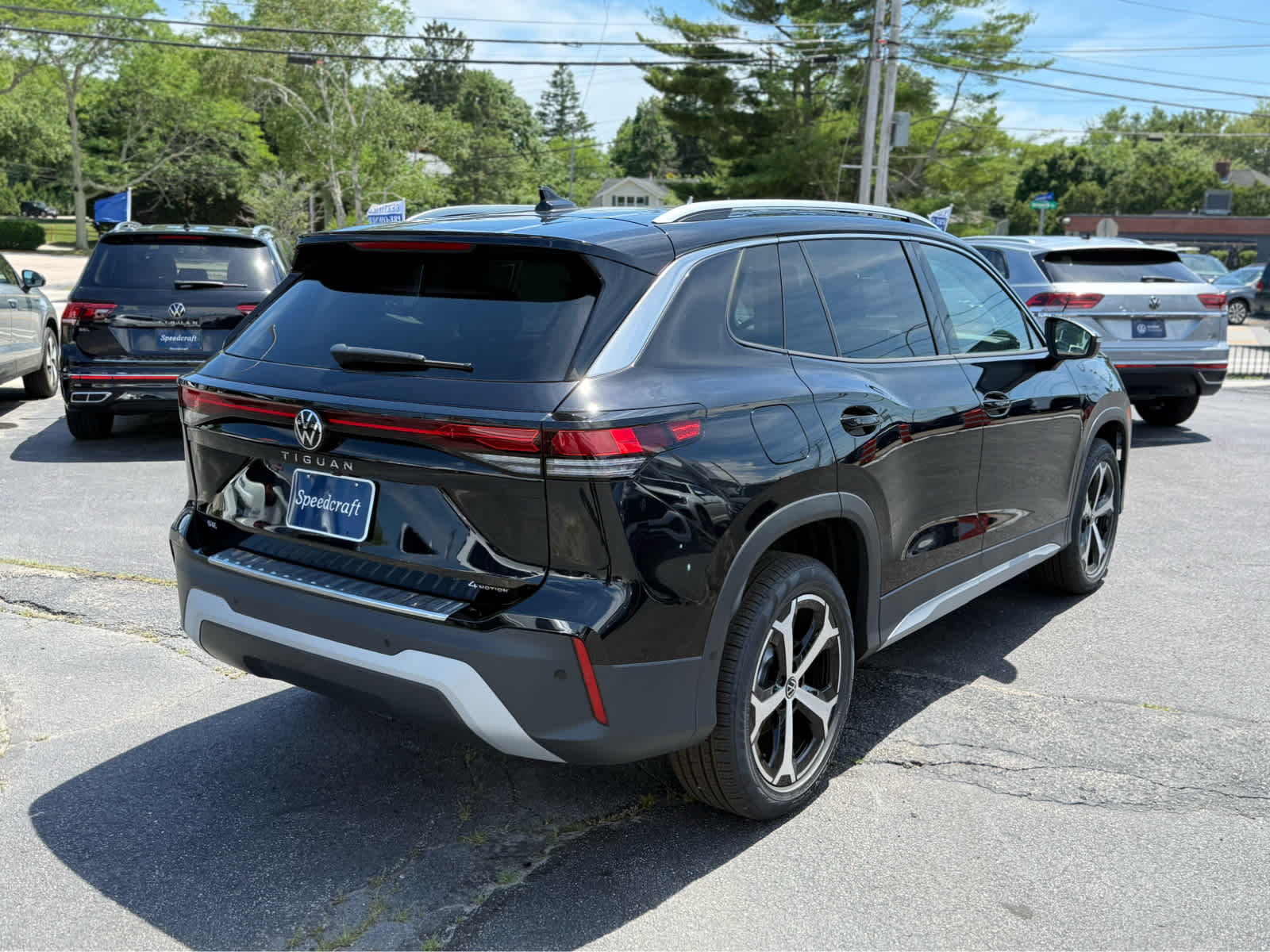 2026 Volkswagen Tiguan 2.0T SE