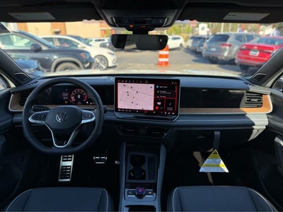 2026 Volkswagen Tiguan 2.0T SEL R-Line Turbo