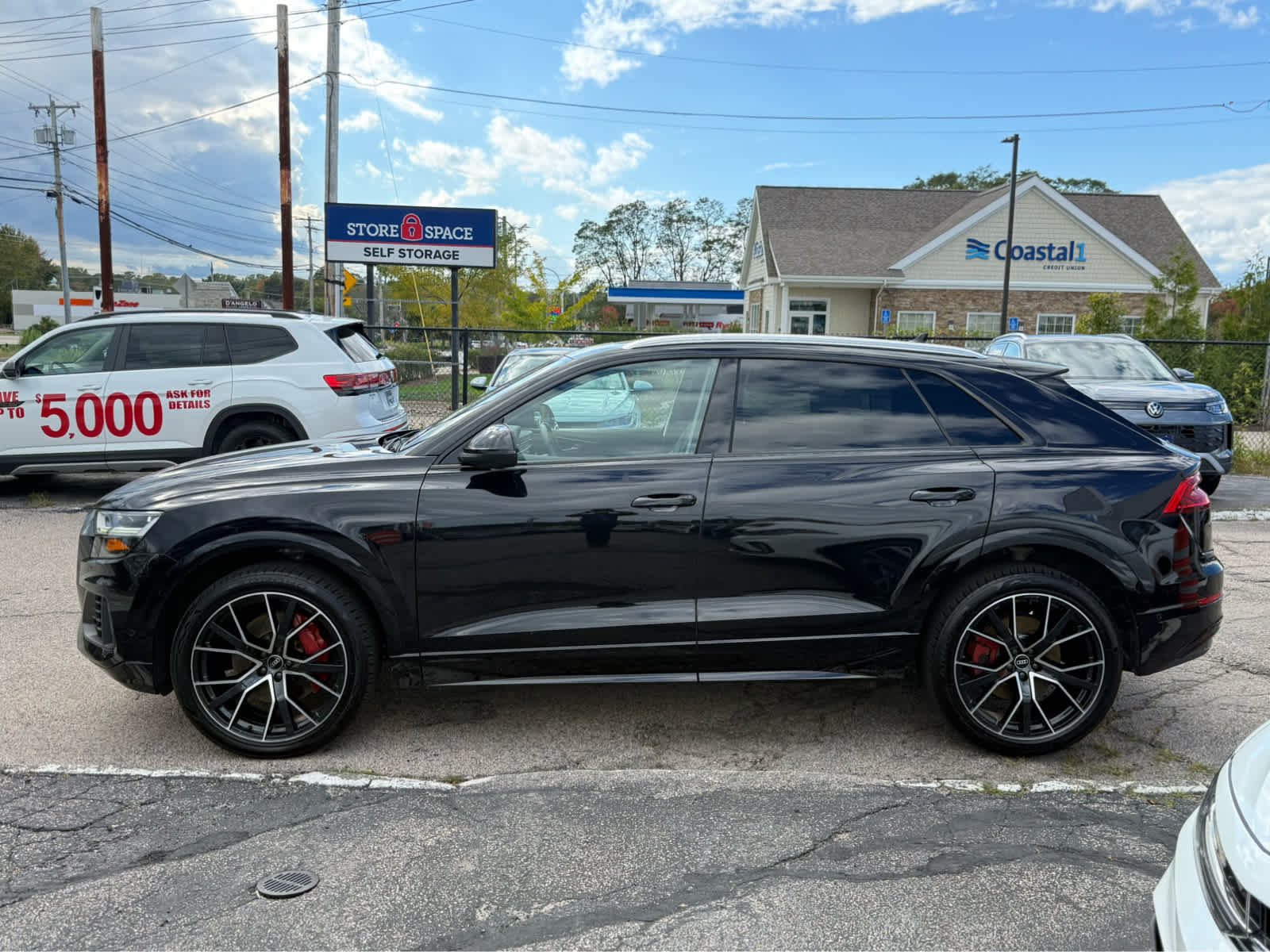 2020 Audi Q8 Premium Plus