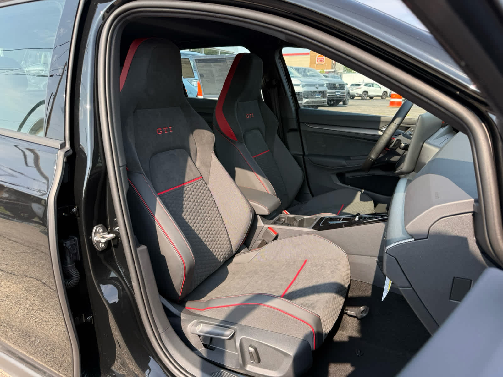 2026 Volkswagen Golf GTI SE